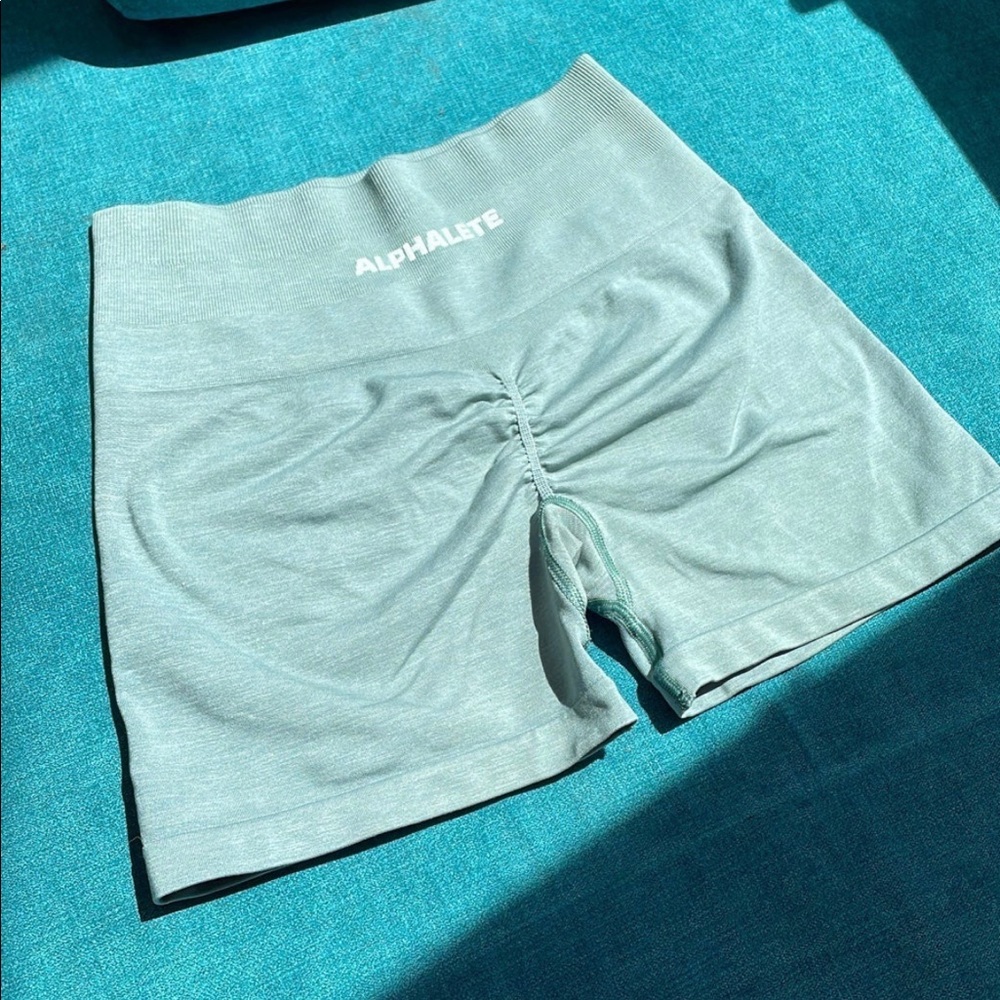 Alphalete amplify nomadic shorts